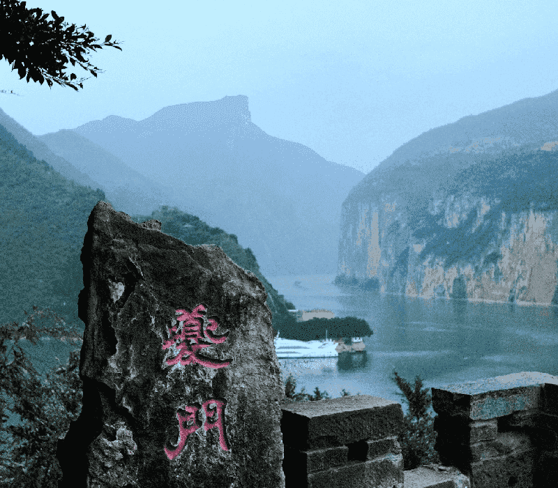 暑假假期重庆旅游怎么样(暑假去重庆旅游)
